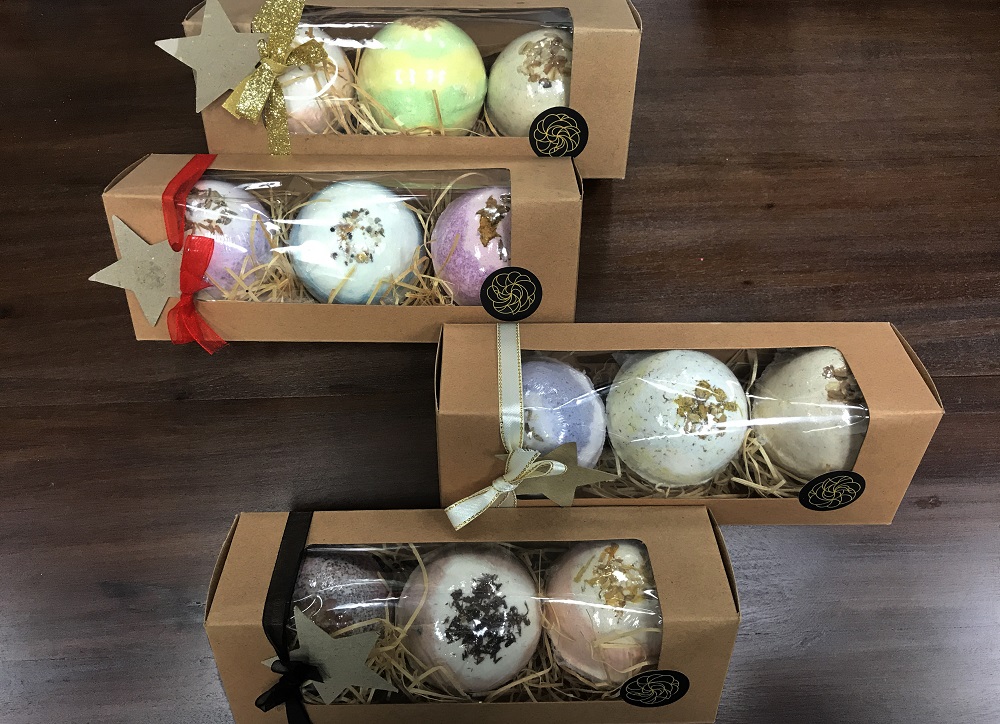 how to package bath bombs for gifts